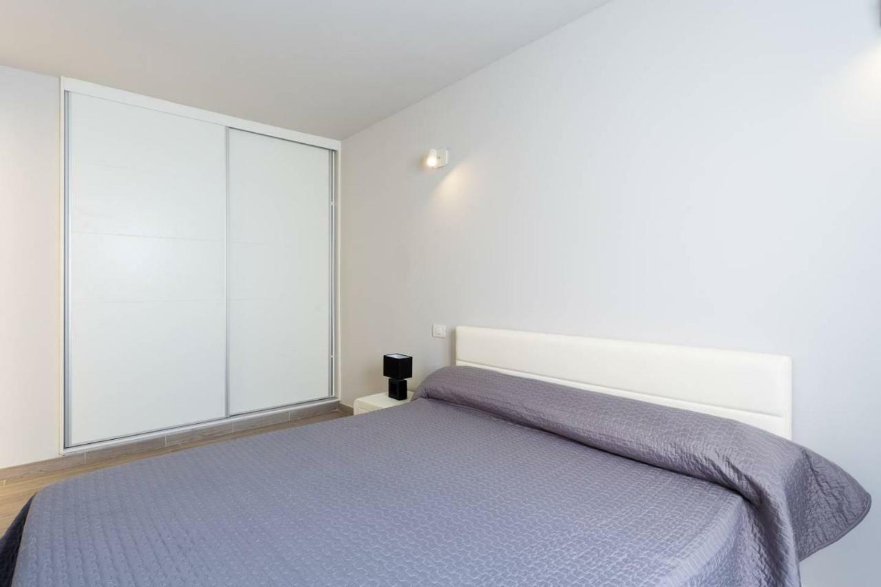 Torres Del Sol Apartment อาโรนา ภายนอก รูปภาพ